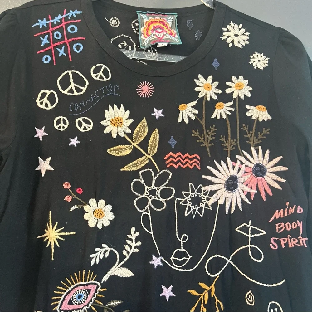 JOHNNY WAS • Soho puff sleeve top • Small - embroidered black - Picture 7 of 11